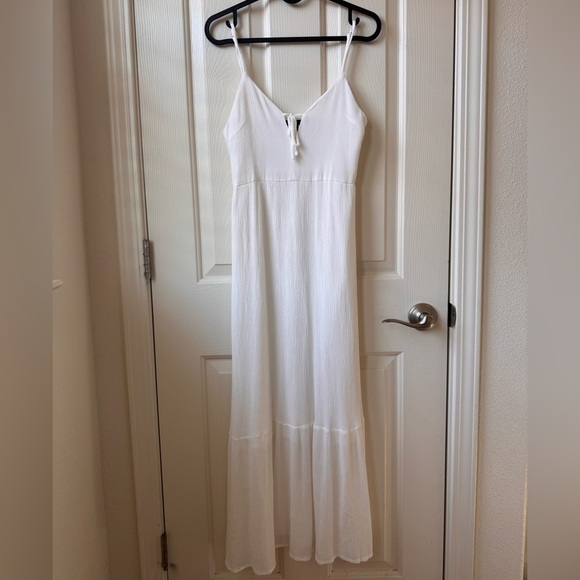 Forever 21 Ivory Textured Sleeveless Tiered v-neck Tie Midi Dress White Small - Picture 1 of 12